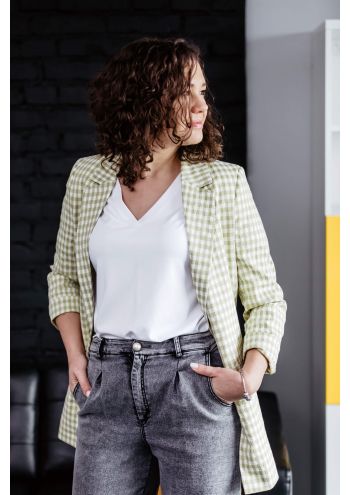 Klasyczny t-shirt z dekoltem w serek Basic white - biały Tova - 9