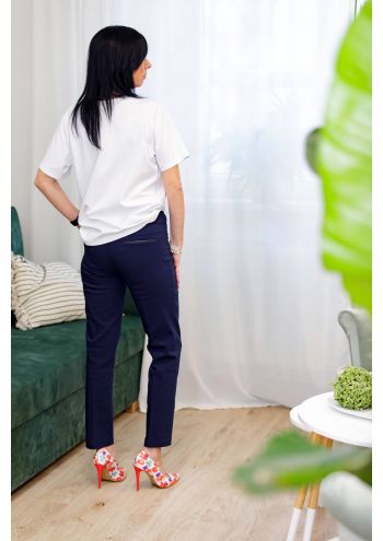 Klasyczny t-shirt z dekoltem w serek Basic white - biały Tova - 26