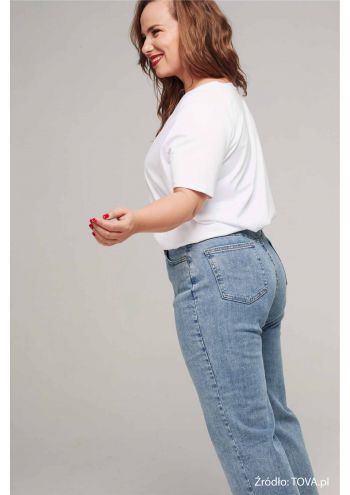T-shirt w serek Basic white TOVA - 4